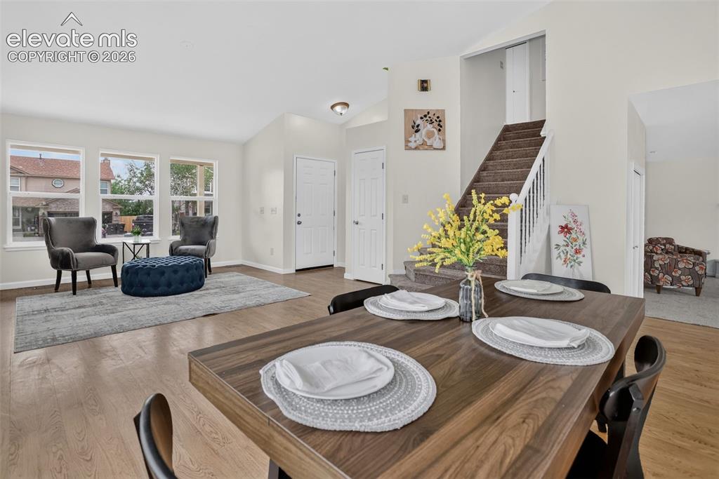 Image 9 of 43: Dining Area