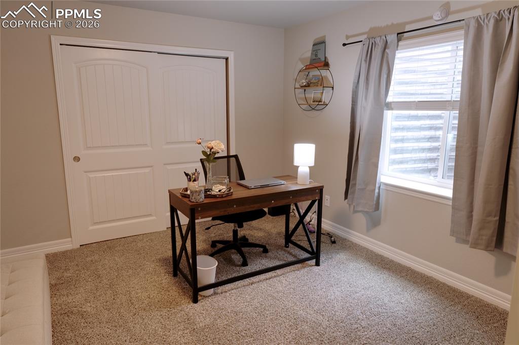 Image 20 of 23: Bedroom