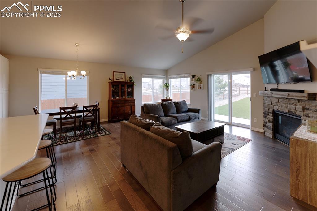 Image 9 of 23: Living Room