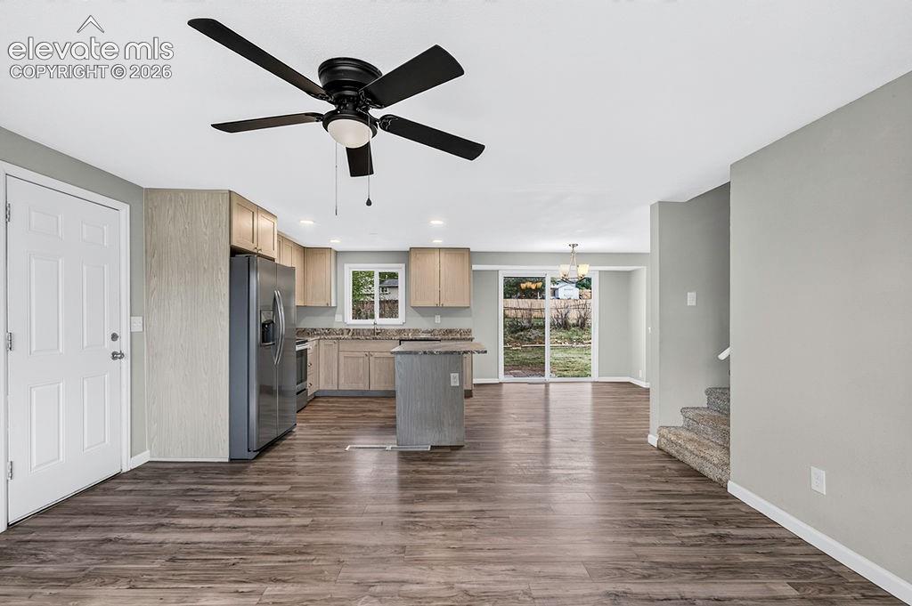 Image 6 of 48: Kitchen