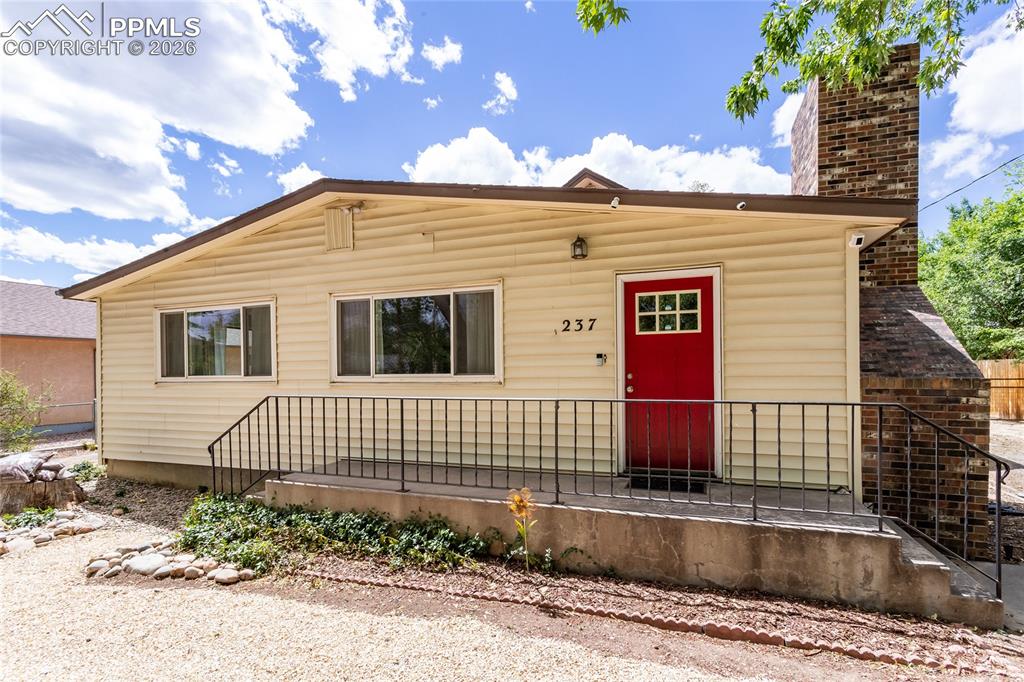 Image 2 of 34: Front of Structure