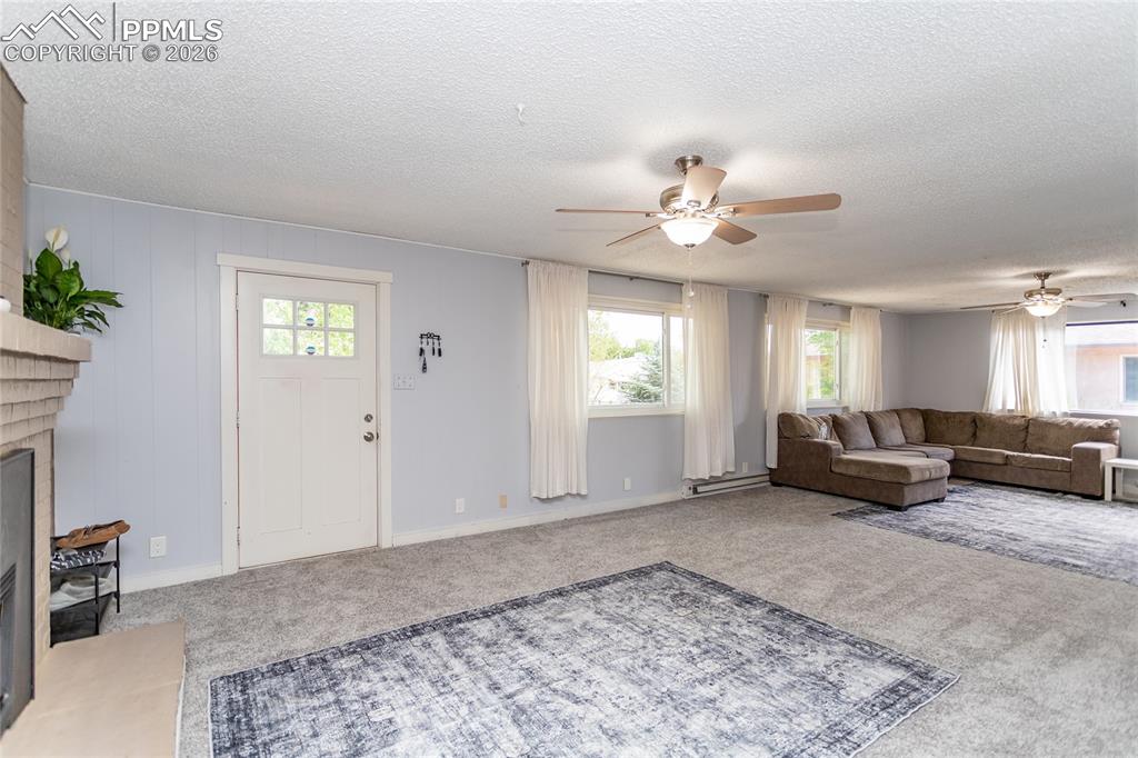 Image 7 of 34: Living Room