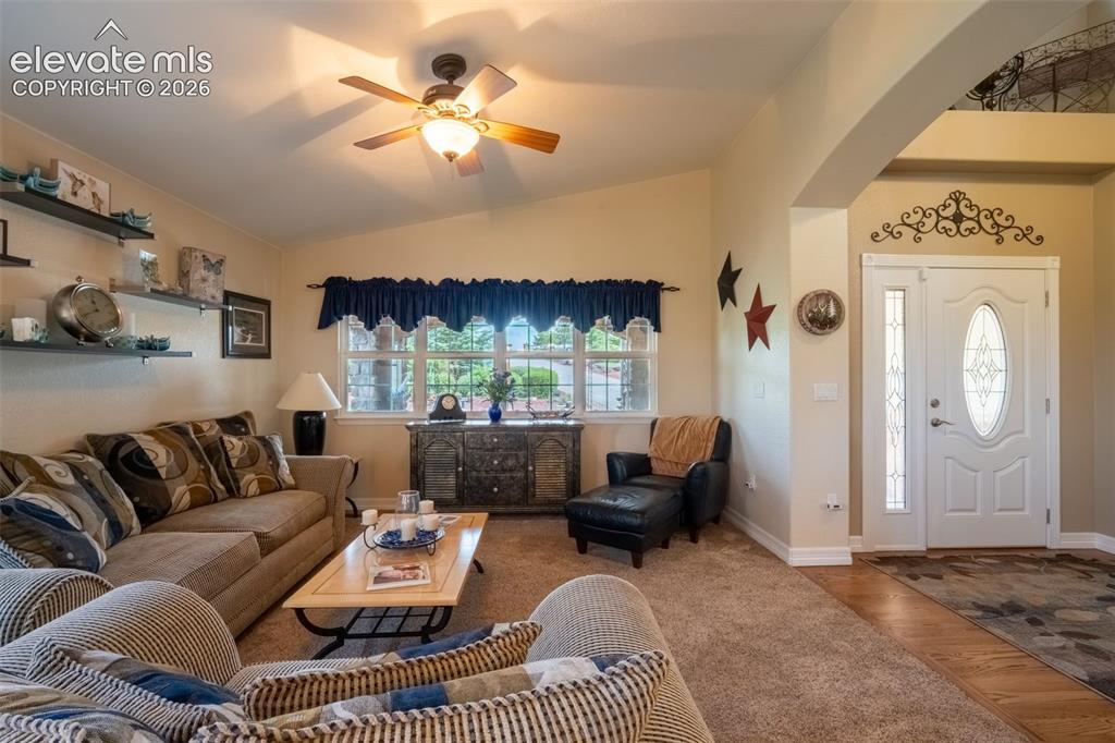 Image 18 of 50: FRONT LIVING ROOM