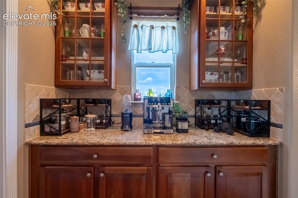 Image 24 of 50: KITCHEN COFFEE BAR