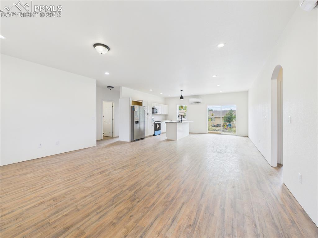 Image 4 of 36: Living Room