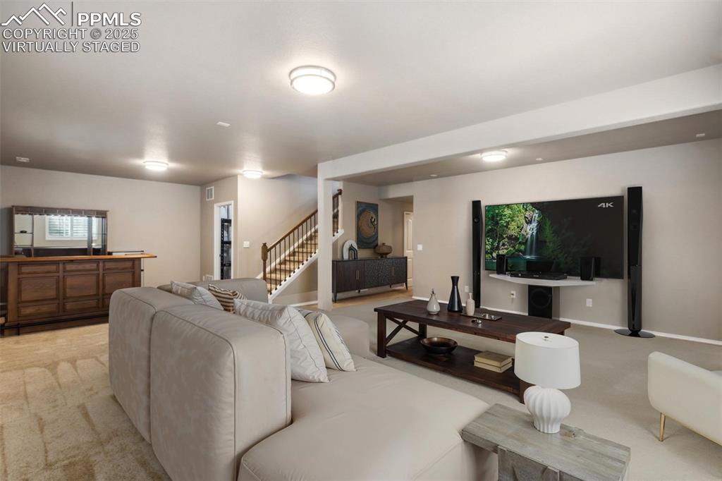 Image 28 of 50: Virtually Staged