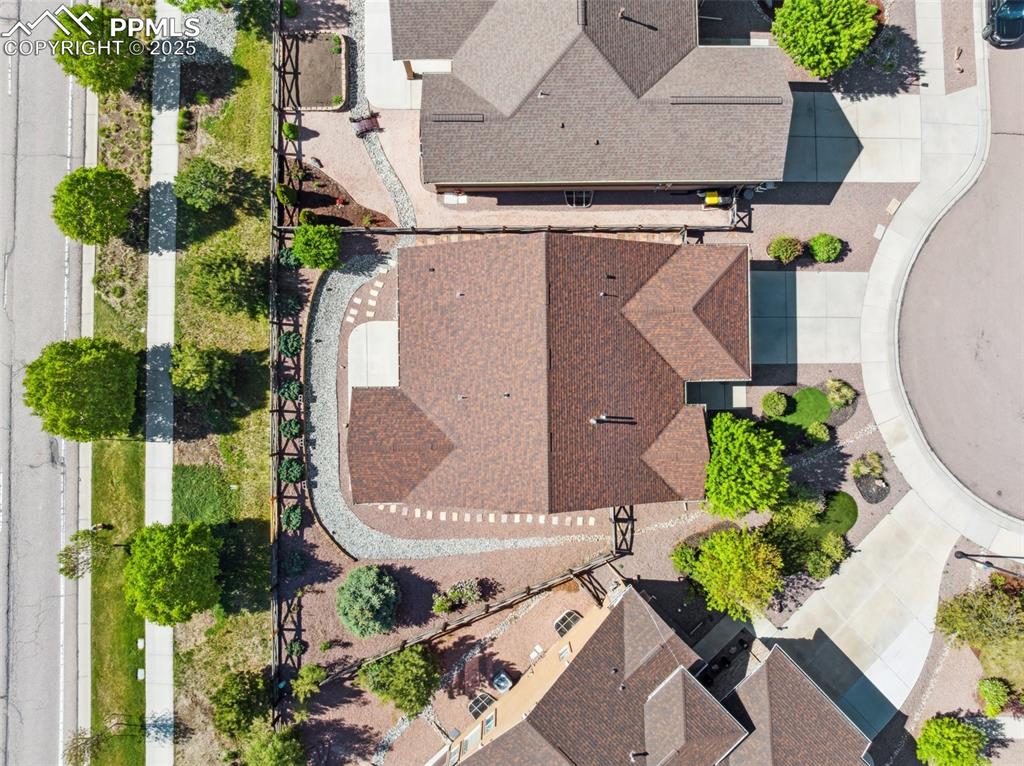 Image 44 of 50: Drone / aerial view