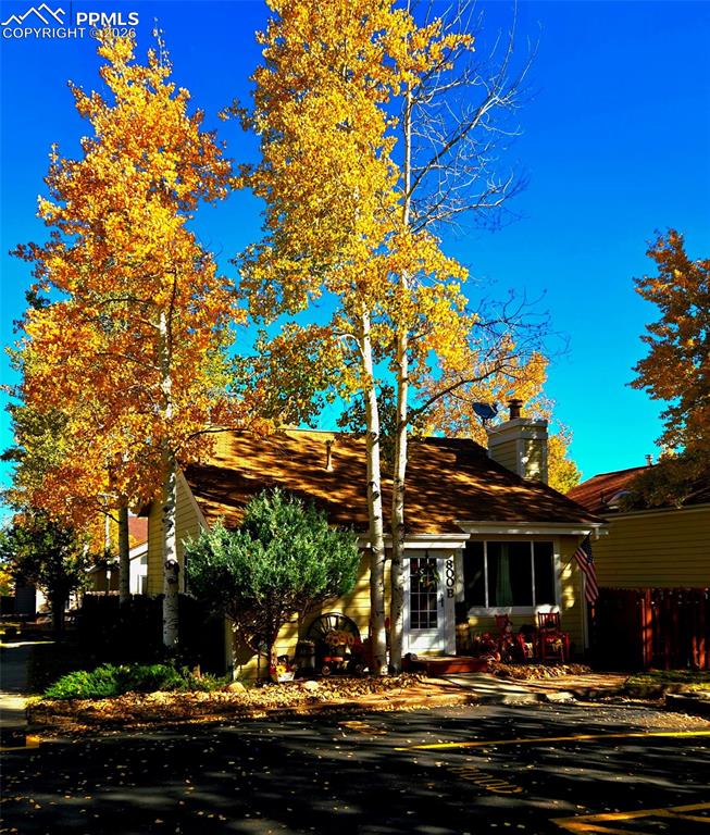 Image 5 of 36: Front of Structure