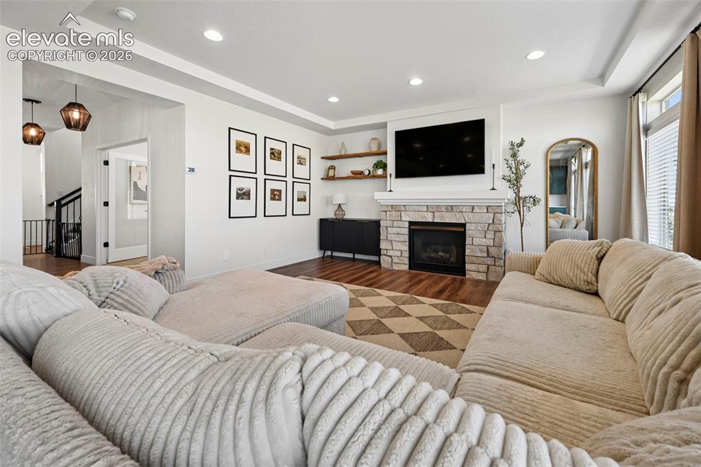 Image 4 of 39: Living Room
