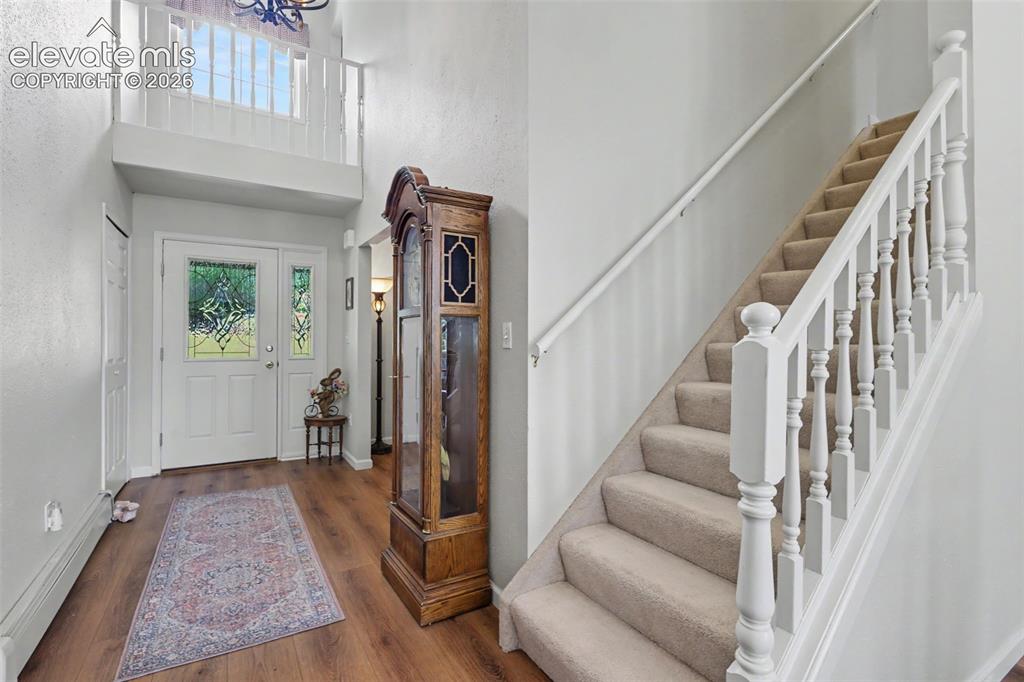 Image 8 of 50: Entry