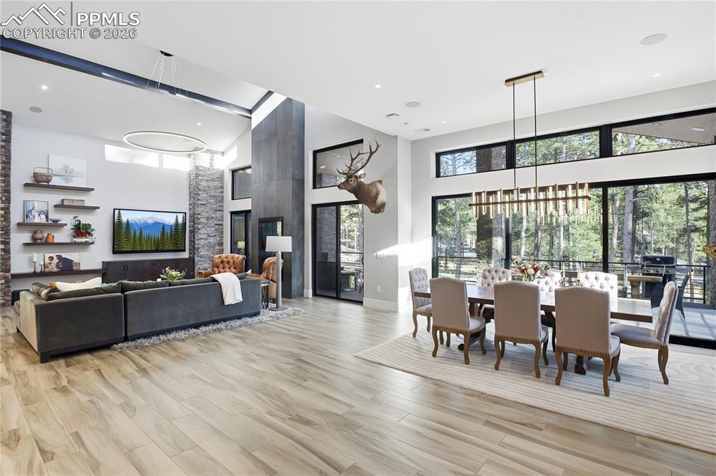 Image 11 of 49: Welcom HOME!