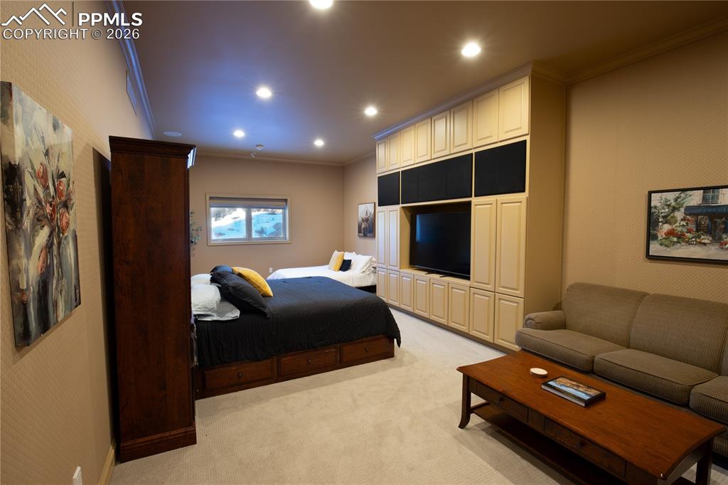 Image 17 of 38: Bedroom