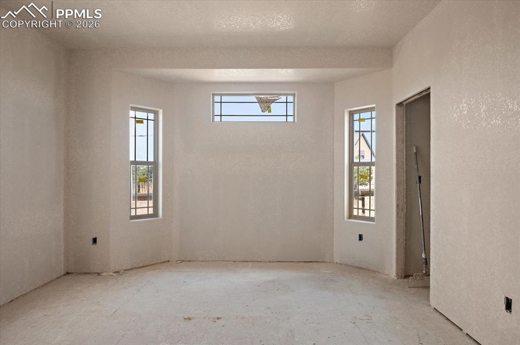 Image 3 of 18: Other