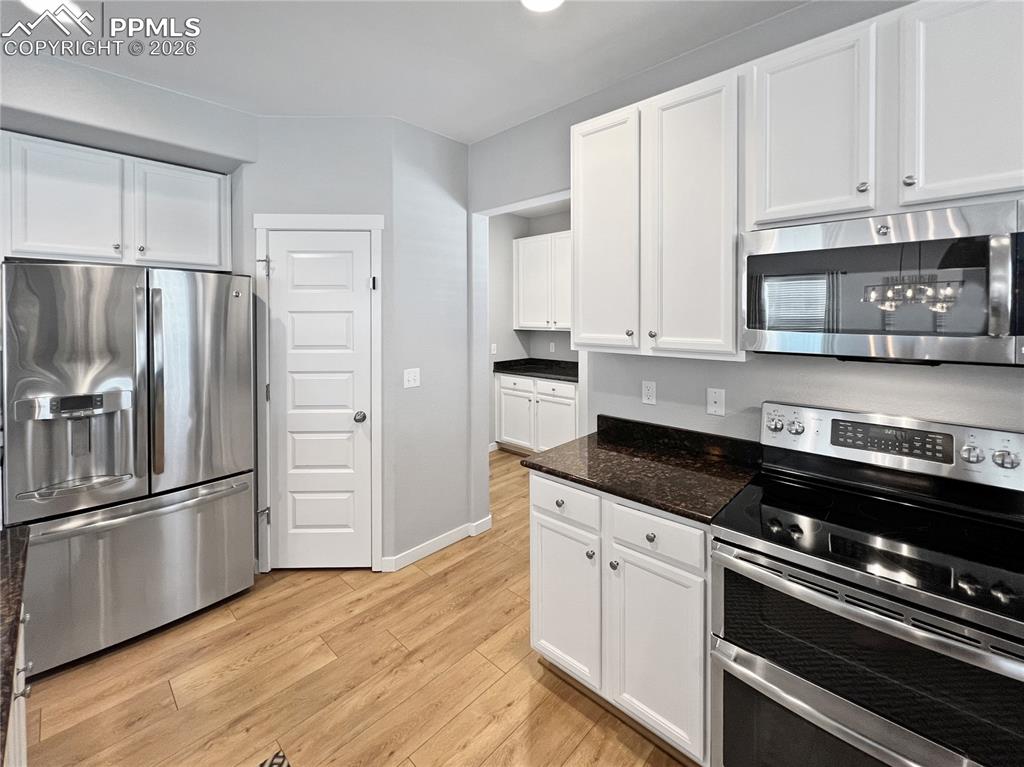 Image 16 of 40: No Description Available