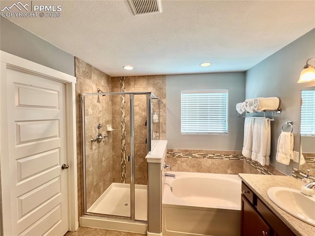 Image 27 of 40: No Description Available