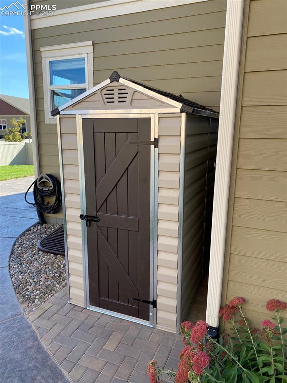 Image 37 of 40: No Description Available