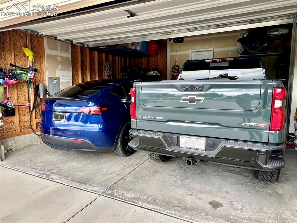 Image 39 of 40: No Description Available