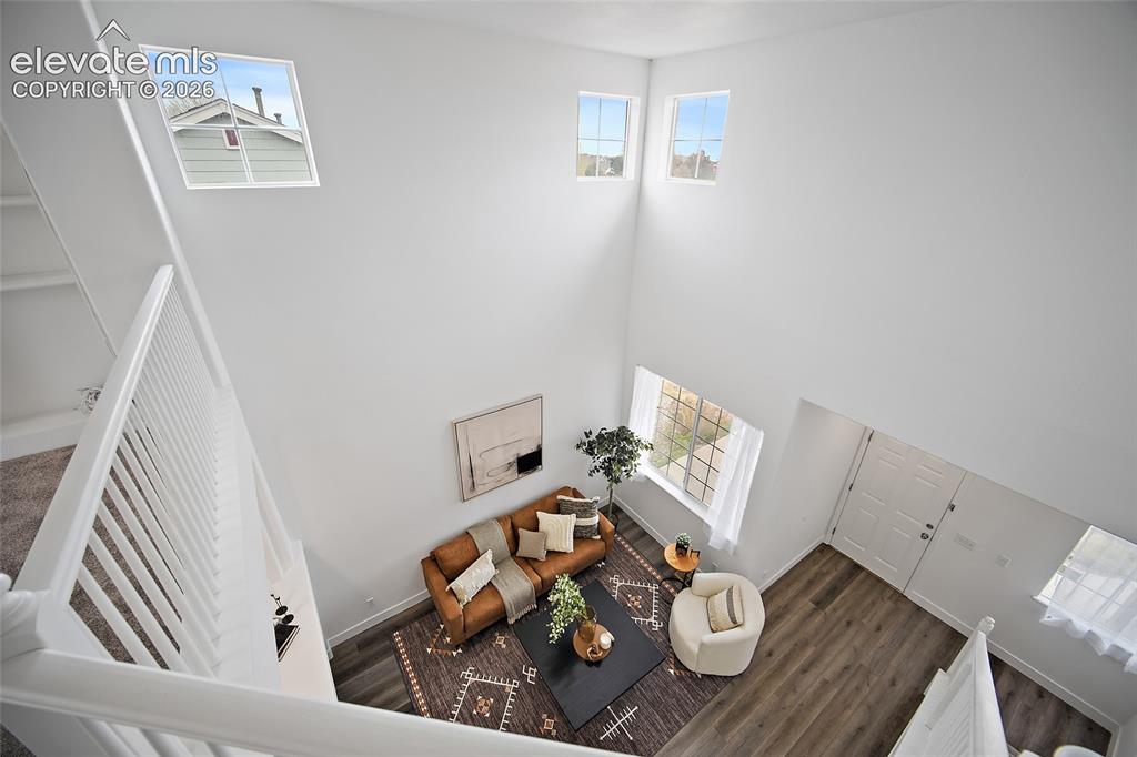Image 11 of 33: Living Room