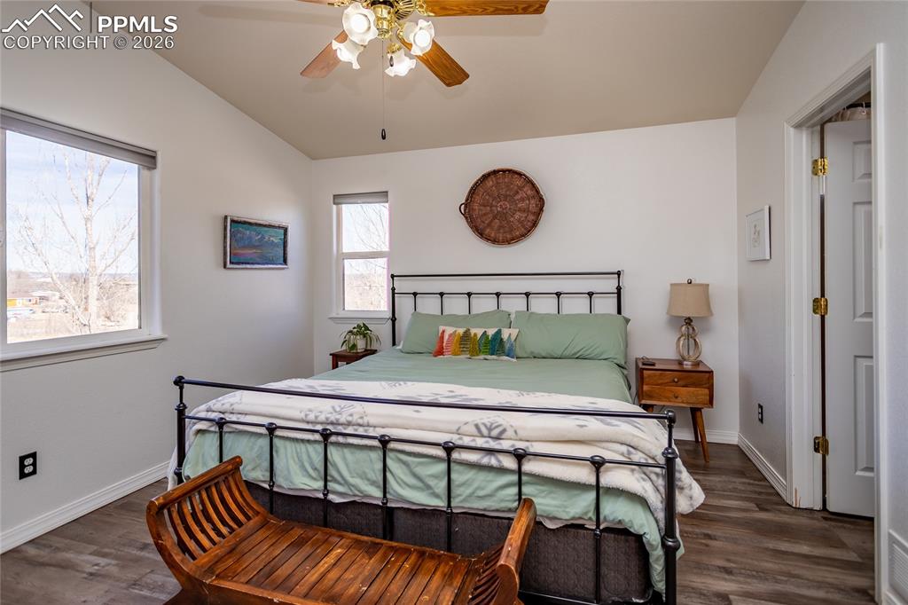 Image 14 of 49: Master Bedroom