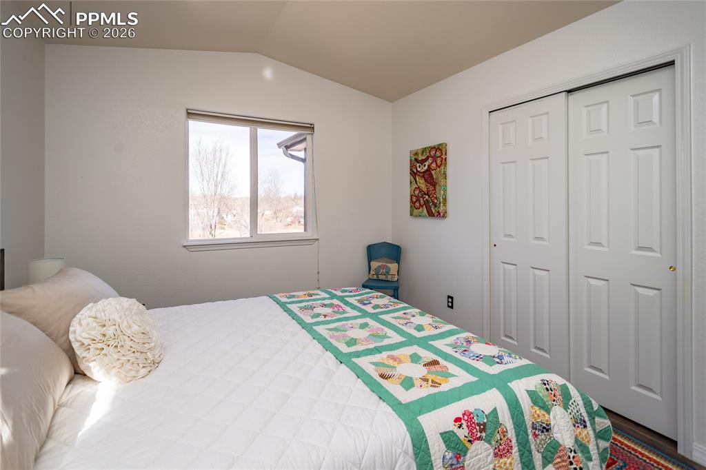 Image 21 of 49: Bedroom