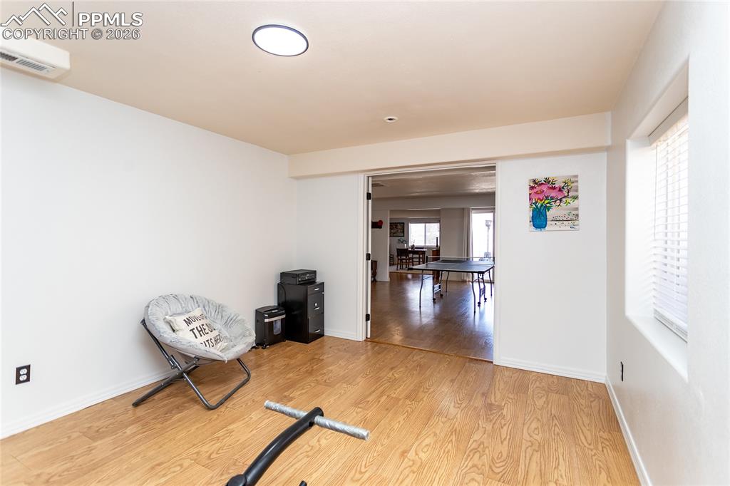 Image 35 of 49: Bedroom