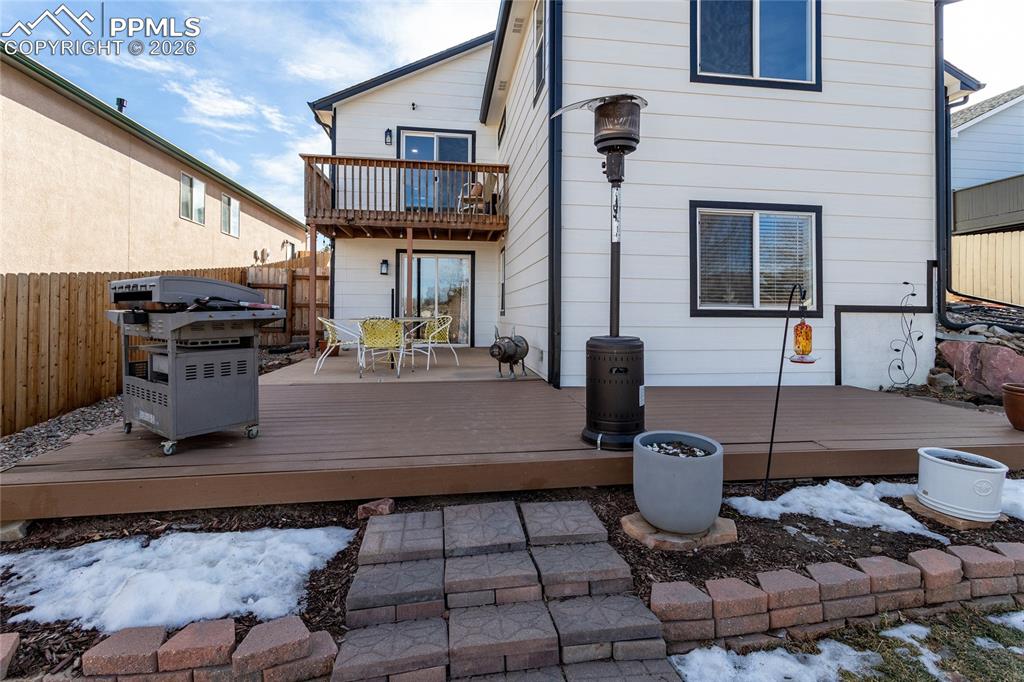 Image 46 of 49: Back of Structure