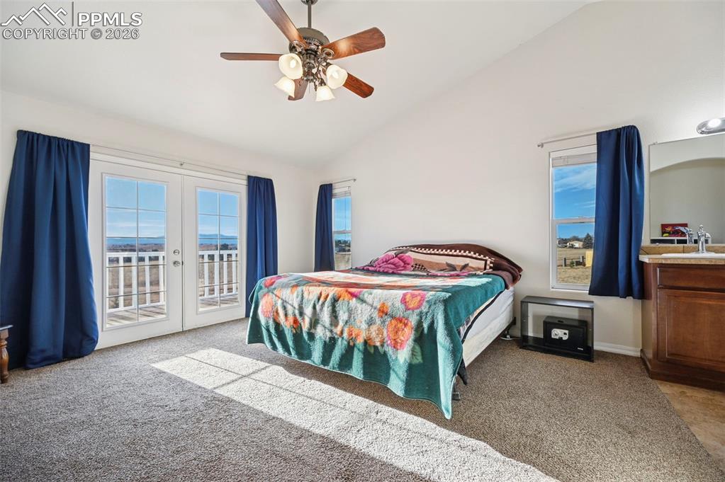 Image 15 of 49: Bedroom