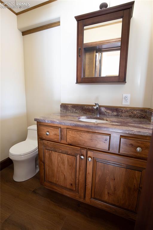 Image 9 of 24: Bathroom