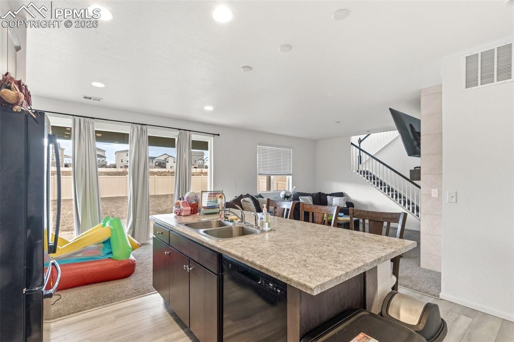 Image 10 of 36: Kitchen