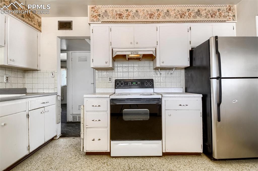 Listing 3915338, Image 15 of 40