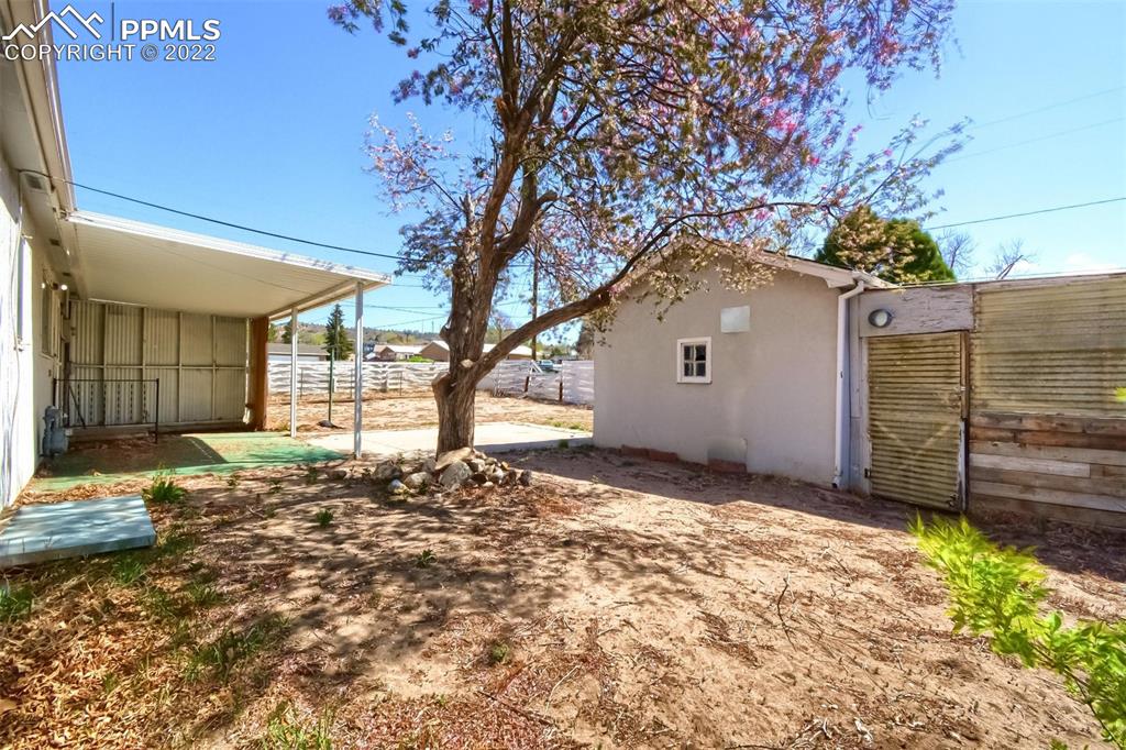 Listing 3915338, Image 35 of 40