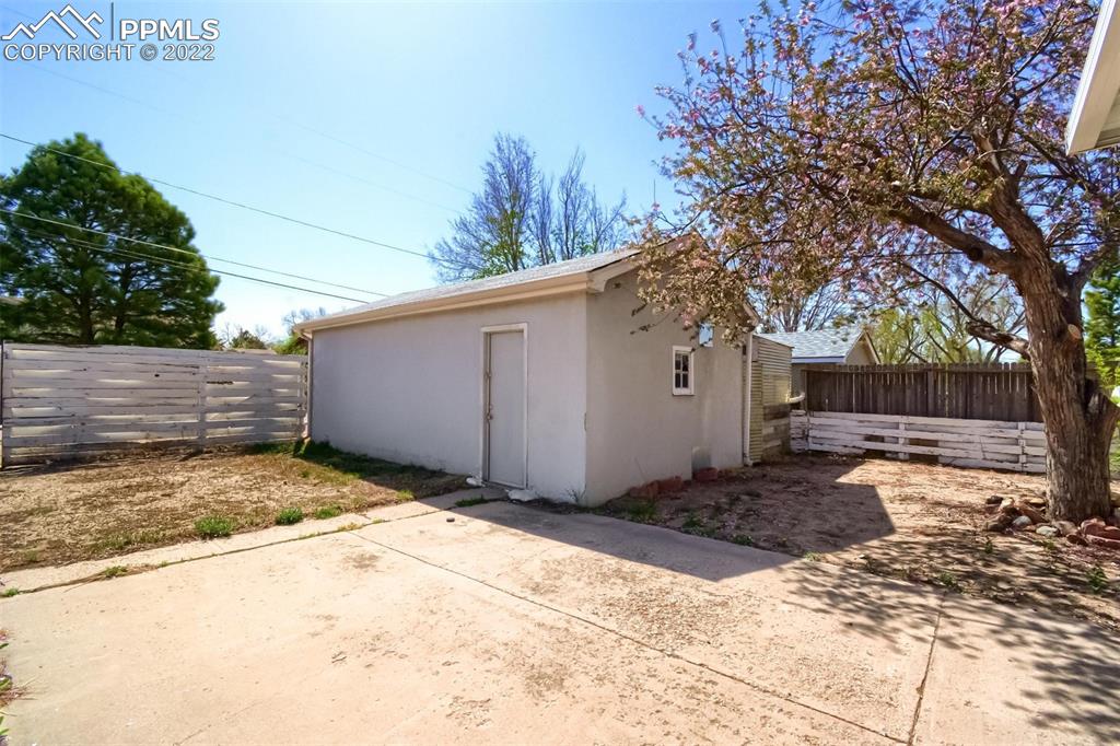 Listing 3915338, Image 39 of 40