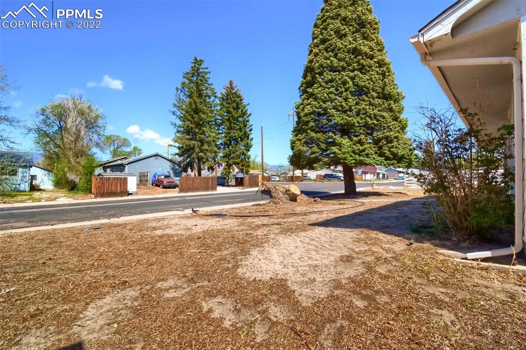 Listing 3915338, Image 6 of 40