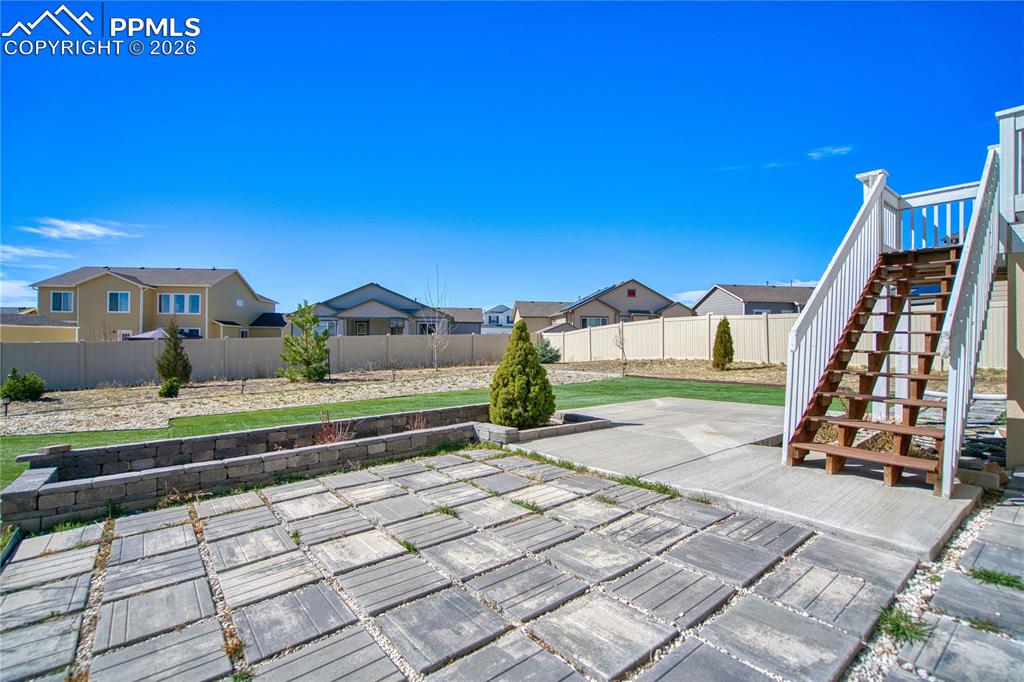 Image 41 of 46: Patio