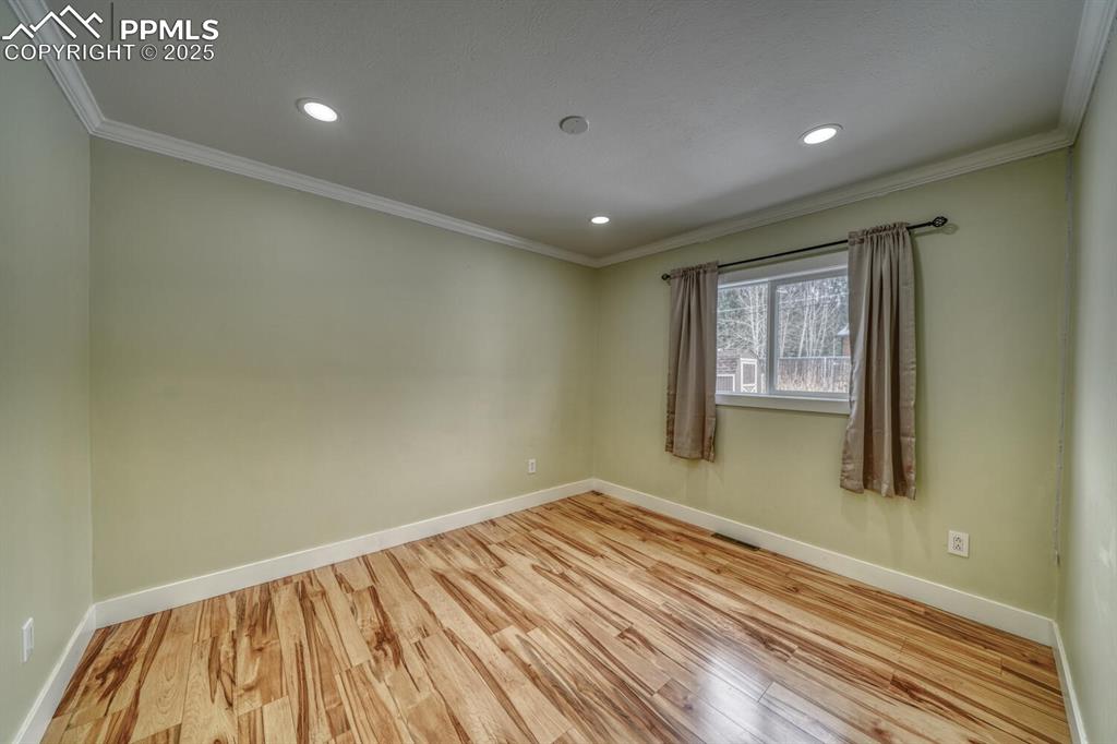 Image 14 of 29: Bedroom 3