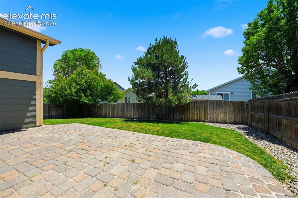 Image 9 of 30: Patio