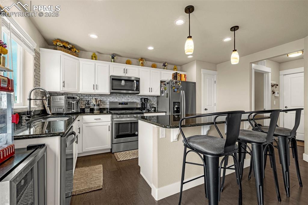 Image 12 of 31: Kitchen