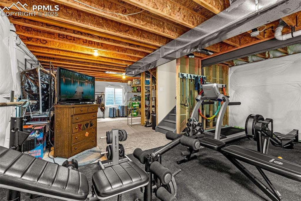 Image 25 of 31: Exercise Room