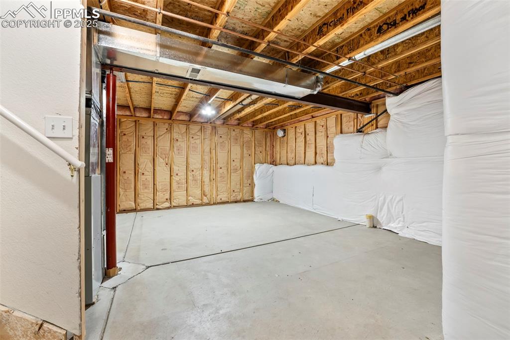 Image 22 of 31: View of unfinished below grade area