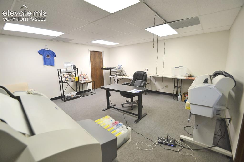 Image 2 of 14: Office