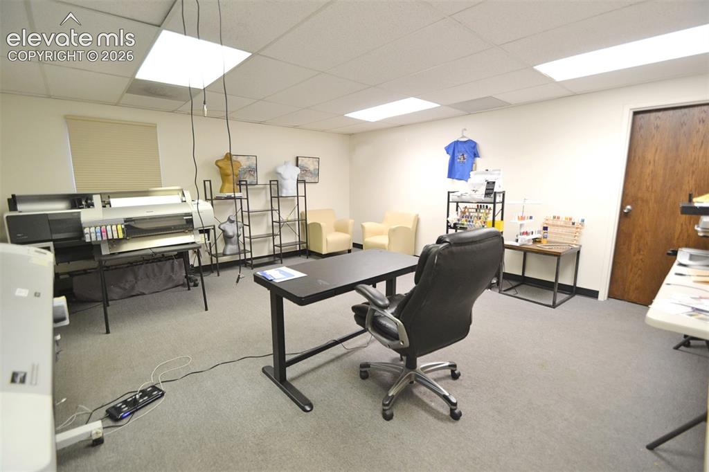 Image 3 of 14: Office