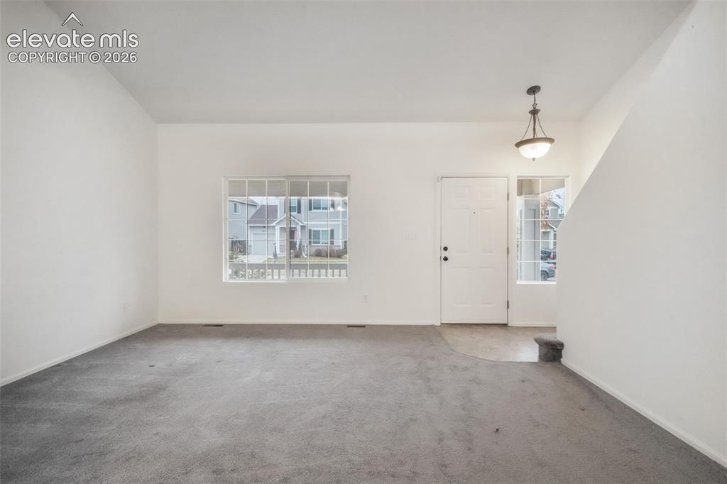 Image 6 of 50: Floor Plan
