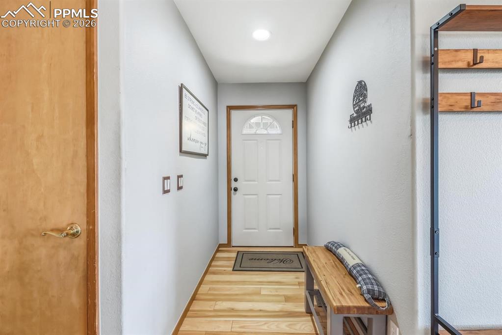 Image 4 of 42: Entry