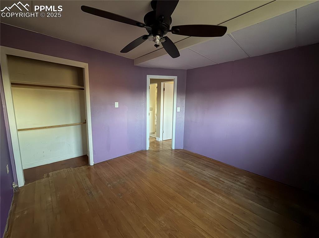 Image 10 of 19: Bedroom