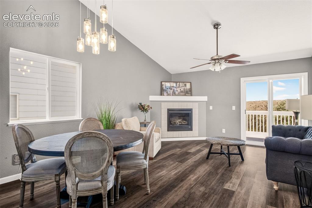 Image 8 of 36: Dining Area
