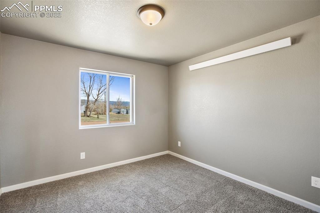 Listing 3923332, Image 14 of 29