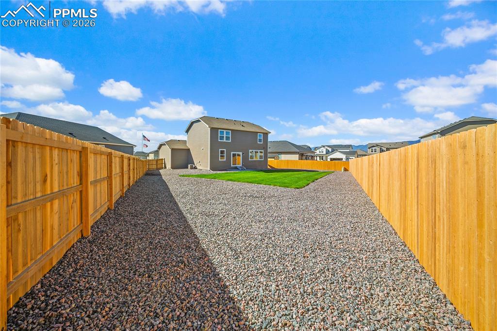 Image 49 of 49: Yard