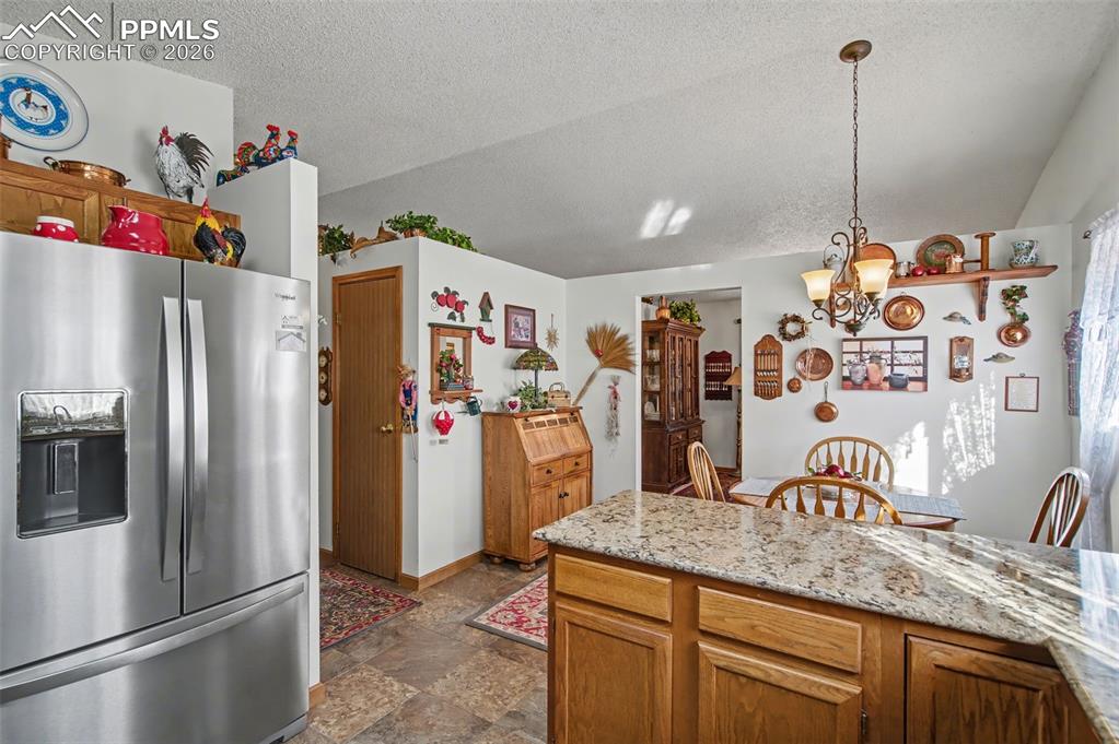 Image 10 of 48: Kitchen