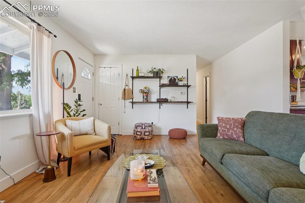 Image 10 of 38: Living room