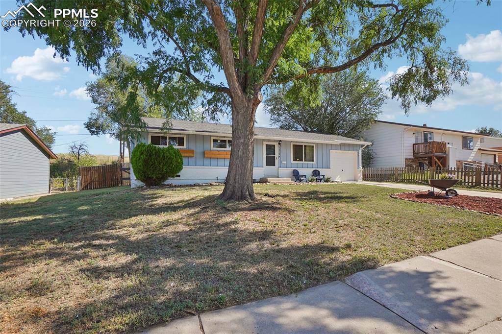 Image 2 of 38: Front of home